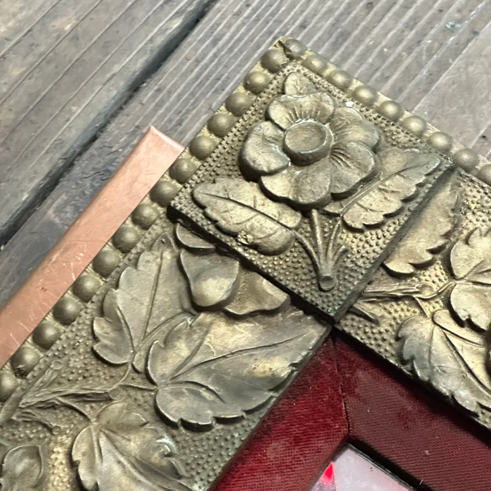 Early 20th Century American 20.5" H Arts & Crafts Cigar Mirror - Image 5